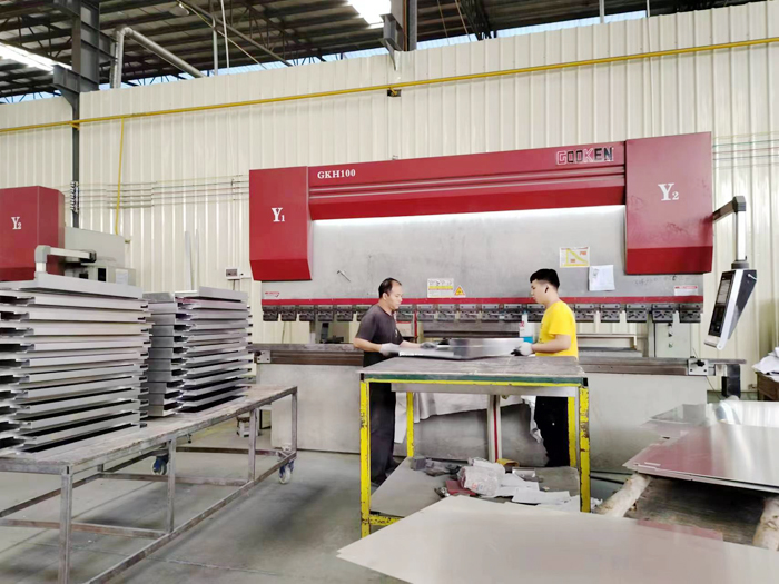 鋁單板折彎機(jī)